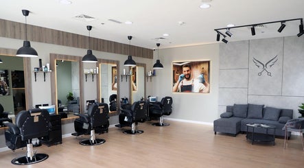 Twisted Scissors Gents Salon зображення 3