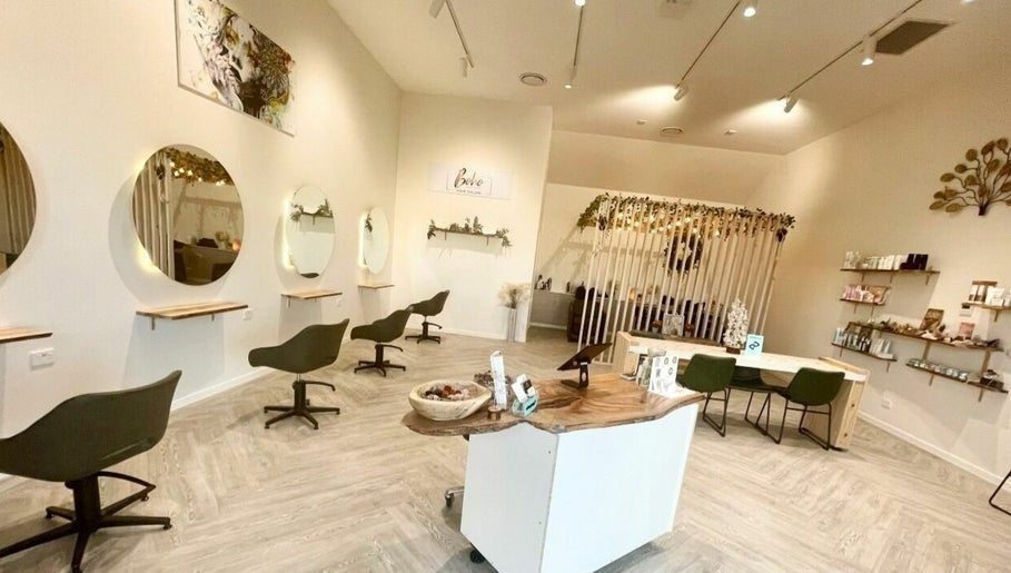 Boho Boutique Hair Salon imagem 1