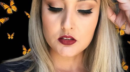 Ari Makeup  image 3