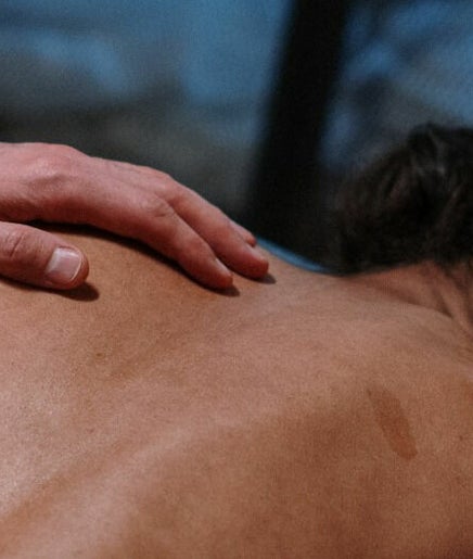 Massage Therapist Vlad Bild 2
