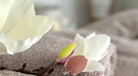 Elegant floral decor at Maa botanicals wellbeing studio in Franklin, Australian Capital Territory, AU.