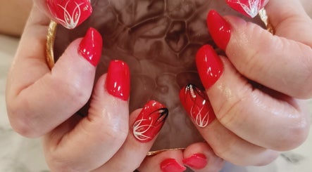 Longbay Nails and Beauty Bild 2