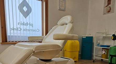 pHskin Cosmetic Clinic