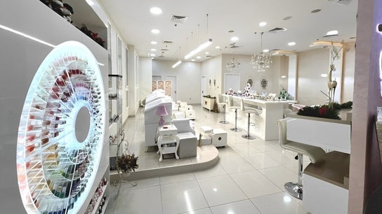 Polished Nail Spa - Downtown