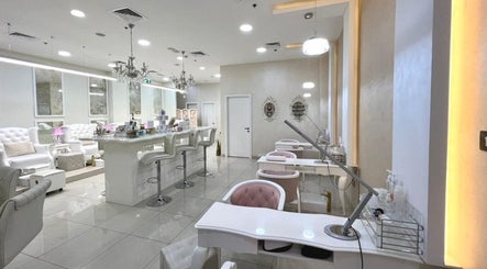 Polished Nail Spa - Downtown billede 3