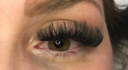 Relentless Lash and Spa
