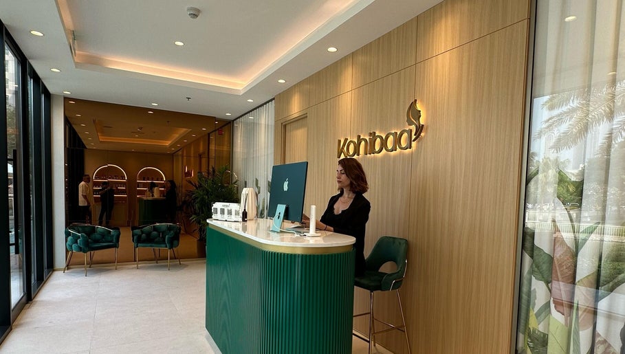 Stylish reception area at Home Service, Dubai, AE with chic interior design and modern decor.