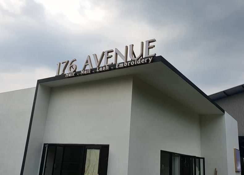 176 Avenue at KLGCC exterior view in Kuala Lumpur, Wilayah Persekutuan Kuala Lumpur, MY.