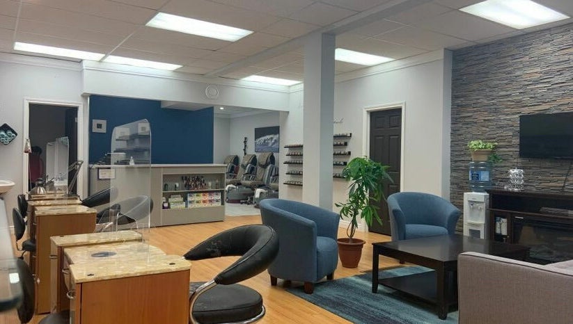 Pure Harmony Salon and Spa  image 1