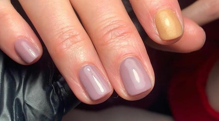 Gloss by Jo изображение 3