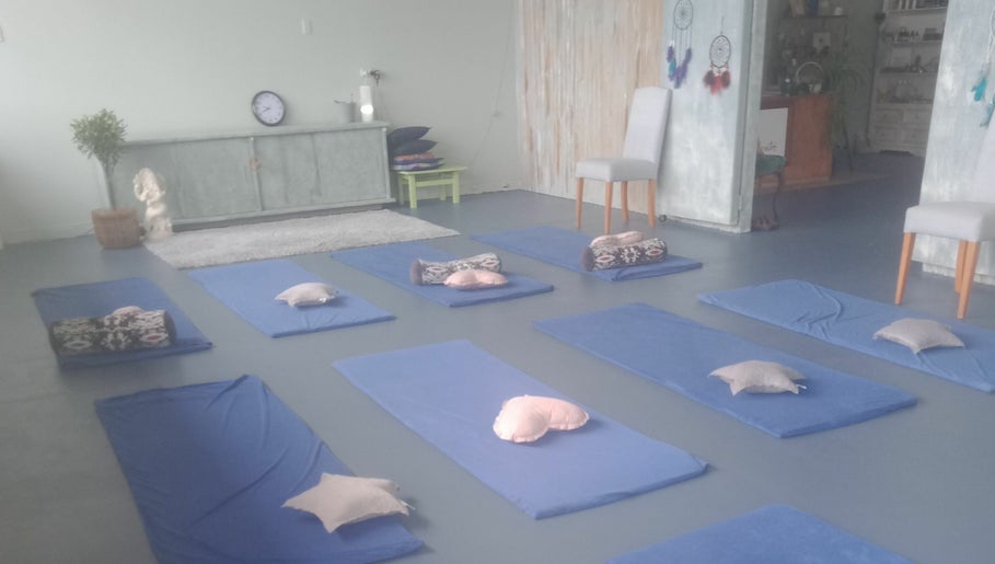 Ishara Yoga Studio  imaginea 1