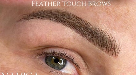 Nakisa Brows Skin Body