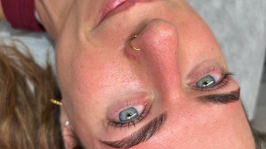 Nakisa Brows Skin Body