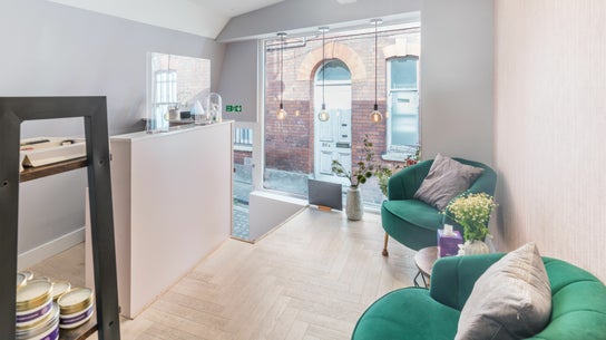 Walking on Clouds | Hampstead 5