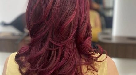 Vybes Hairdressing obrázek 2