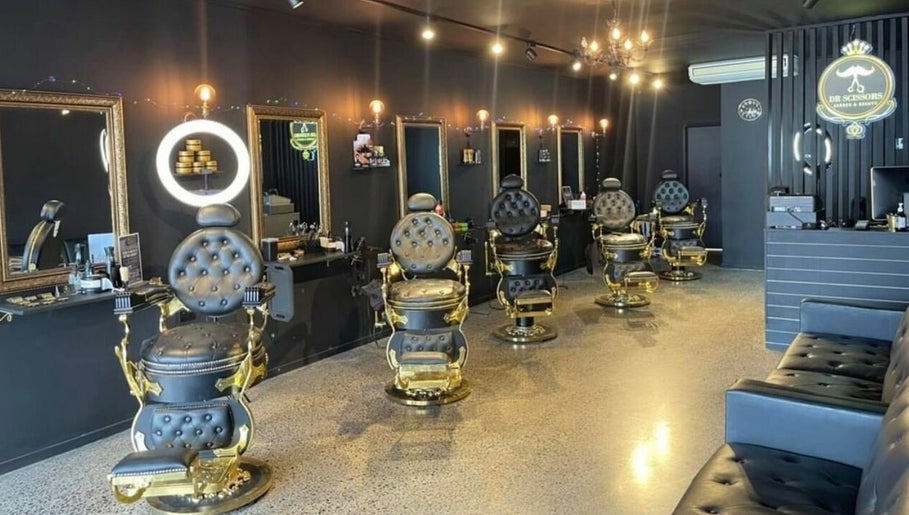 Dr Scissors Barbershop & Beauty – obraz 1