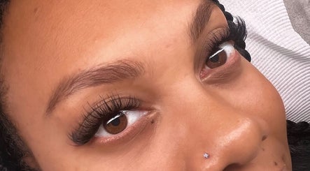 Ekera beauty image 2