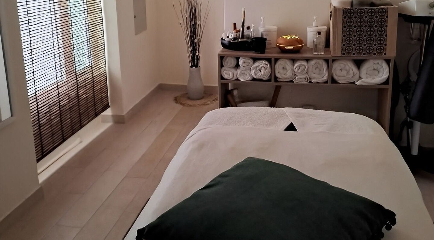 Sala de massagem tranquila no Horizonte Milenar Massagens e Terapias, Lisboa, Lisboa, PT.
