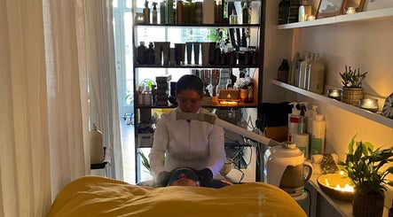 Hairstylist Sara Elfang