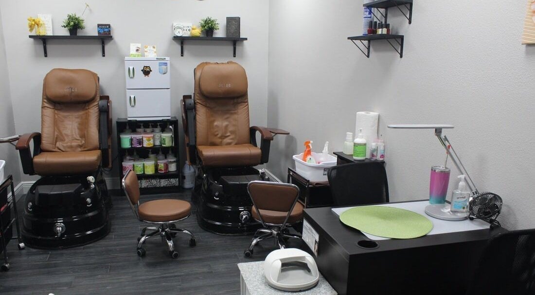 Relaxing spa pedicure chairs at Tanz Spa, Deltona, Florida, US, offering a serene beauty treatment ambiance.