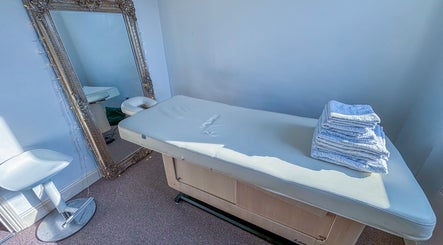 Leme Personal Therapy - Male Massage in Victoria