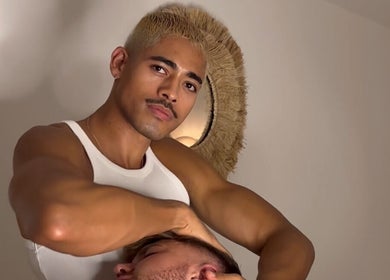 Therapist at Leme Personal Therapy - MALE Massage & Spa in London, England, GB performing a neck massage.