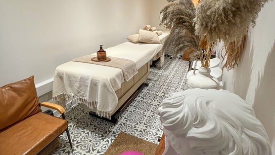 STUDIO LEME - Massage, Grooming & Spa