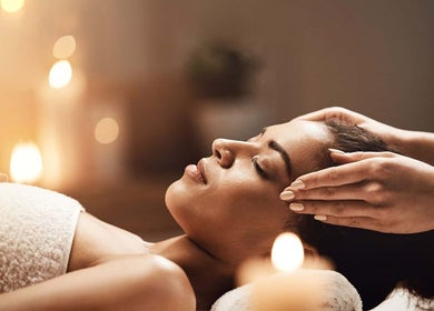 Relaxing massage at Staycation Mobile Spa, Farmersville, Texas, US, enhancing wellness and tranquility.