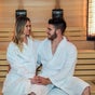 Surfers Paradise Black Onyx Plunge + Spa co
