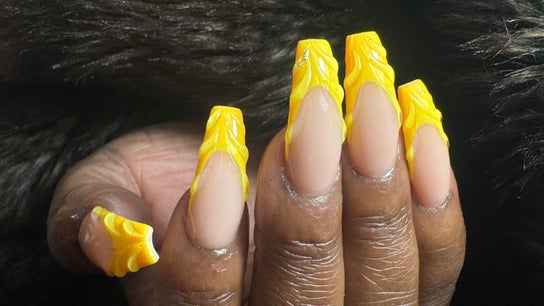 Aura (Super) Nails & Spa