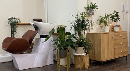 Willow - Hair Studio image 3