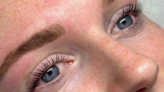Beauty by Hollie