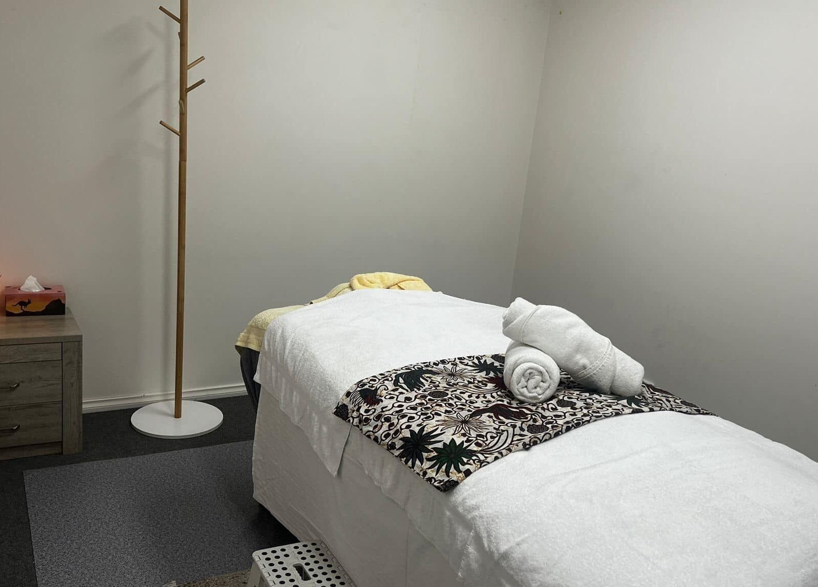 Tranquil massage room with salt lamp at Lemon Essential Massage & Spa Shepparton, Victoria, AU.