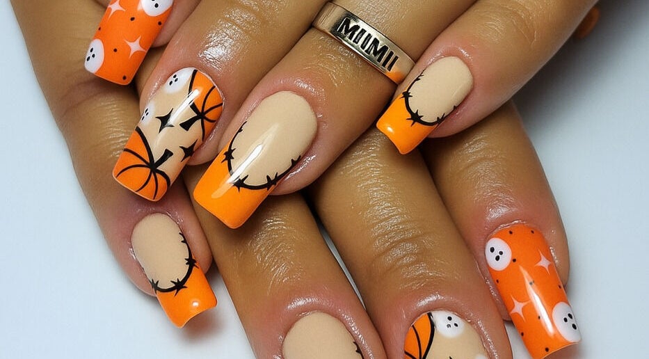 Festive Halloween nail art at MiiMii Beauty Lounge in Cape Town, Western Cape, ZA showcasing vibrant designs.