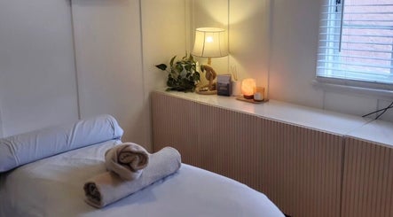 Niggles and Knots Remedial Massage image 3