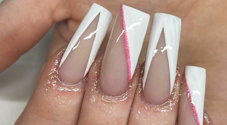 Imagen 3 de Nails and Beauty by Hannah