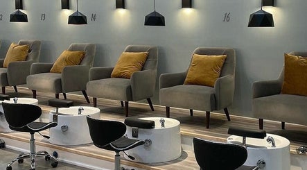 Posh Polish Nail Salon slika 2