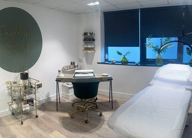 Elegant spa room at Boilerhouse Ouseburn Beauty & Head Spa, Newcastle upon Tyne, England, GB. Modern furnishings.