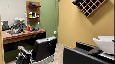 Stijlvolle kappershoek in Rembrandt Barbershop te Leiden, Zuid-Holland, NL.