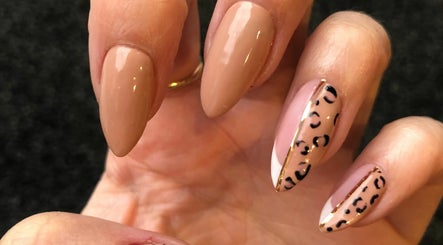 Set of Nails