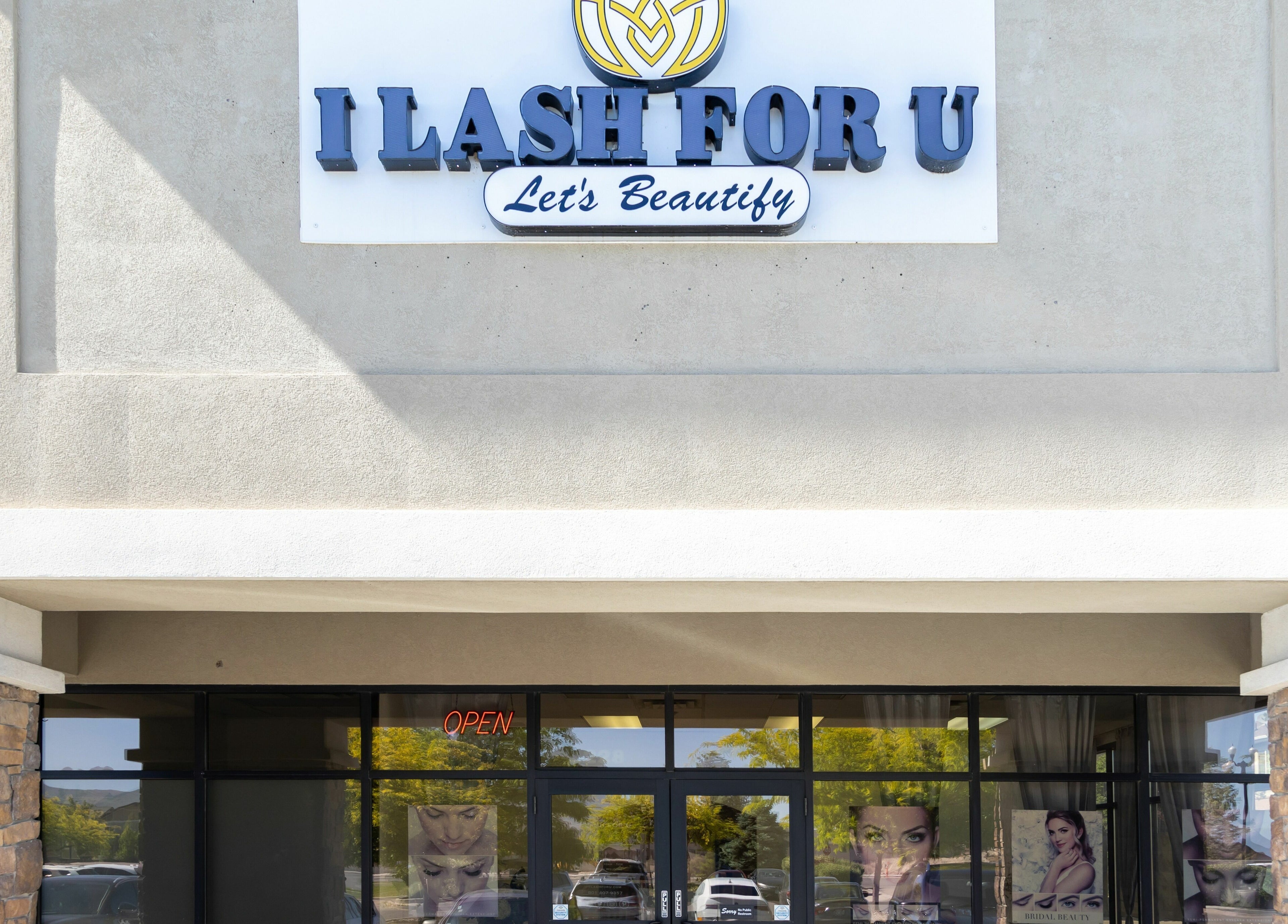 Exterior view of I Lash For U in Saratoga Springs, Utah, US, showcasing its inviting entrance.
