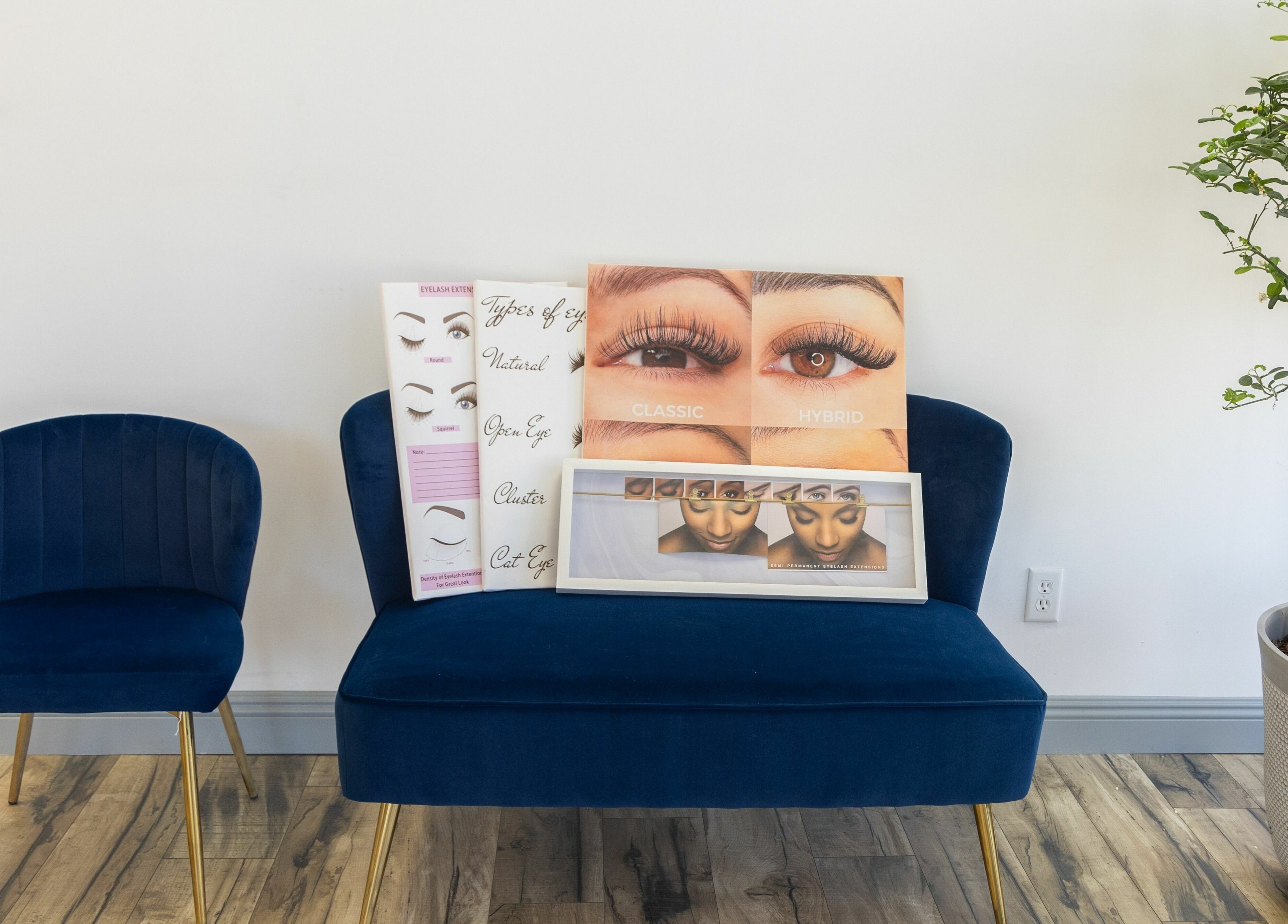 Elegant lash display at I Lash For U in Saratoga Springs, Utah, showcasing classic and hybrid styles.