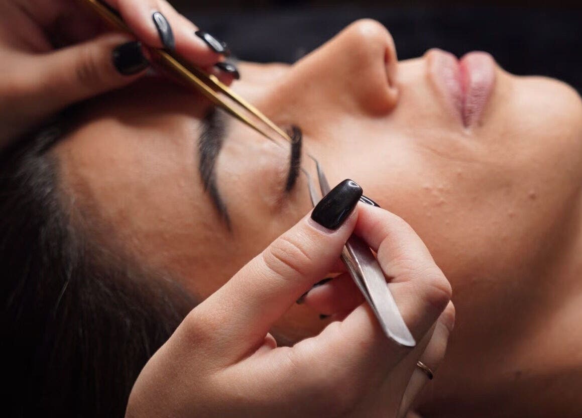 Expert eyelash extension at Union Lash & Brow, San Francisco, California, US.