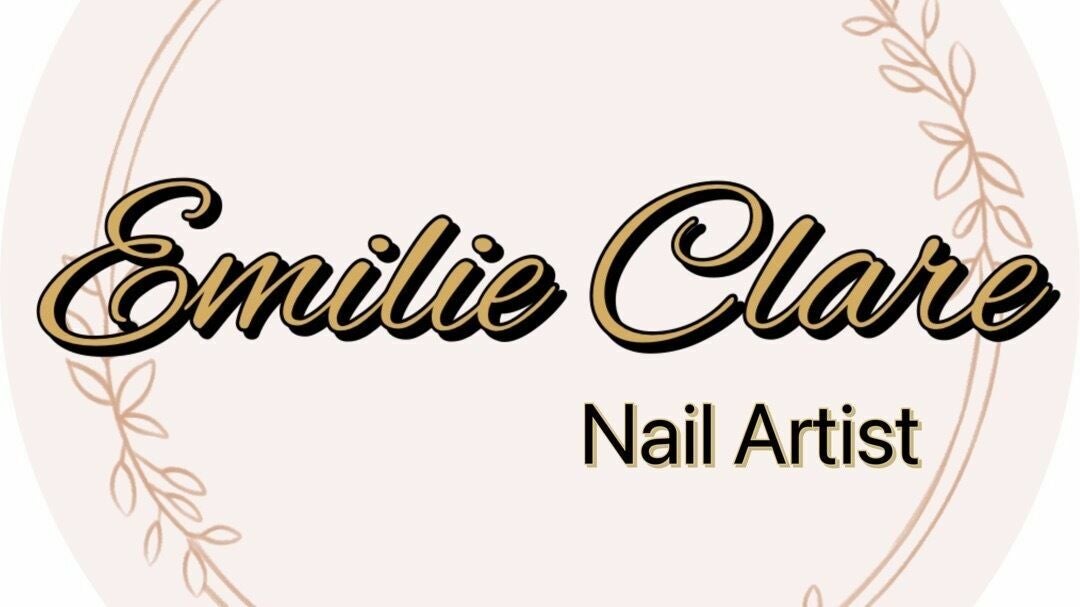EmilieClare•NailArtist