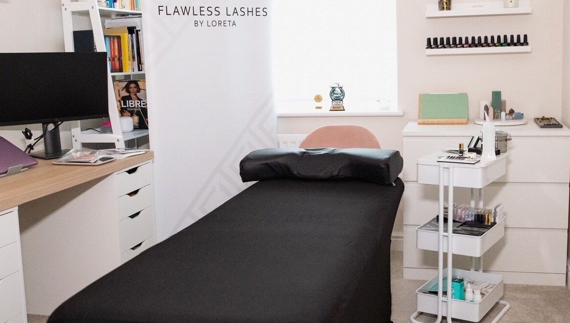 Elegant lash room at Lash by Shumi - Luton Parkway, Luton, England, GB.