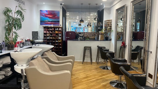 TOQQA Hair Salon