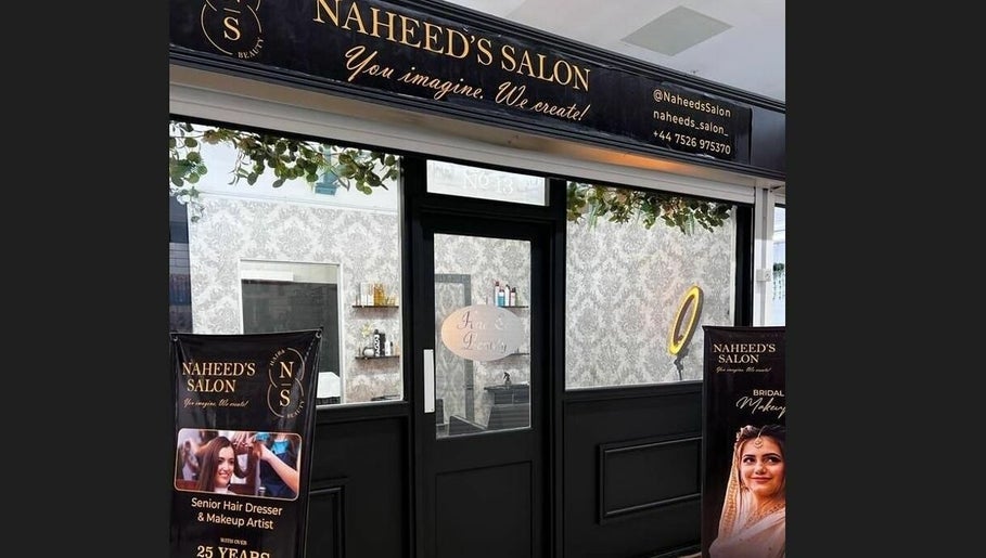Immagine 1, Naheed's Salon