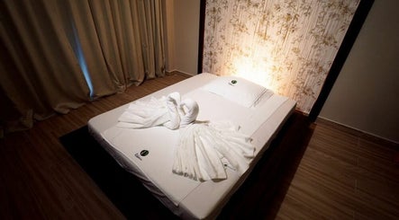 Reborn Spa, Ramee Dream Hotel Downtown 