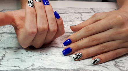 Маникюрный кабинет "GLAMOUR" изображение 3