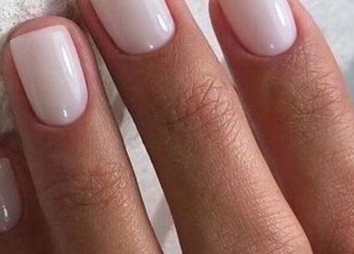 Elegant manicured nails at The Glam Bar, Hair, Nails, Skin, Lash Beauty Bar in Cape Town, Western Cape, ZA.